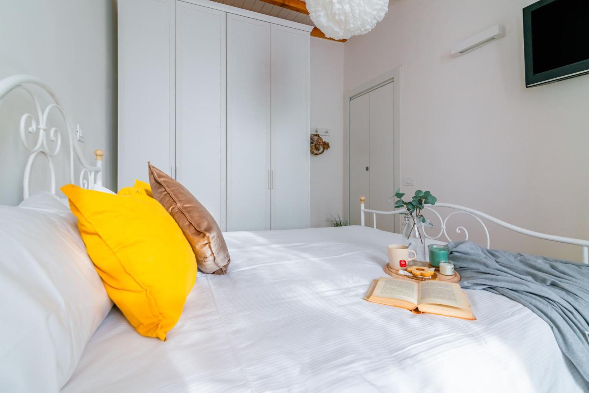 La Corte 48 - Pavia City - By Host4U المظهر الخارجي الصورة