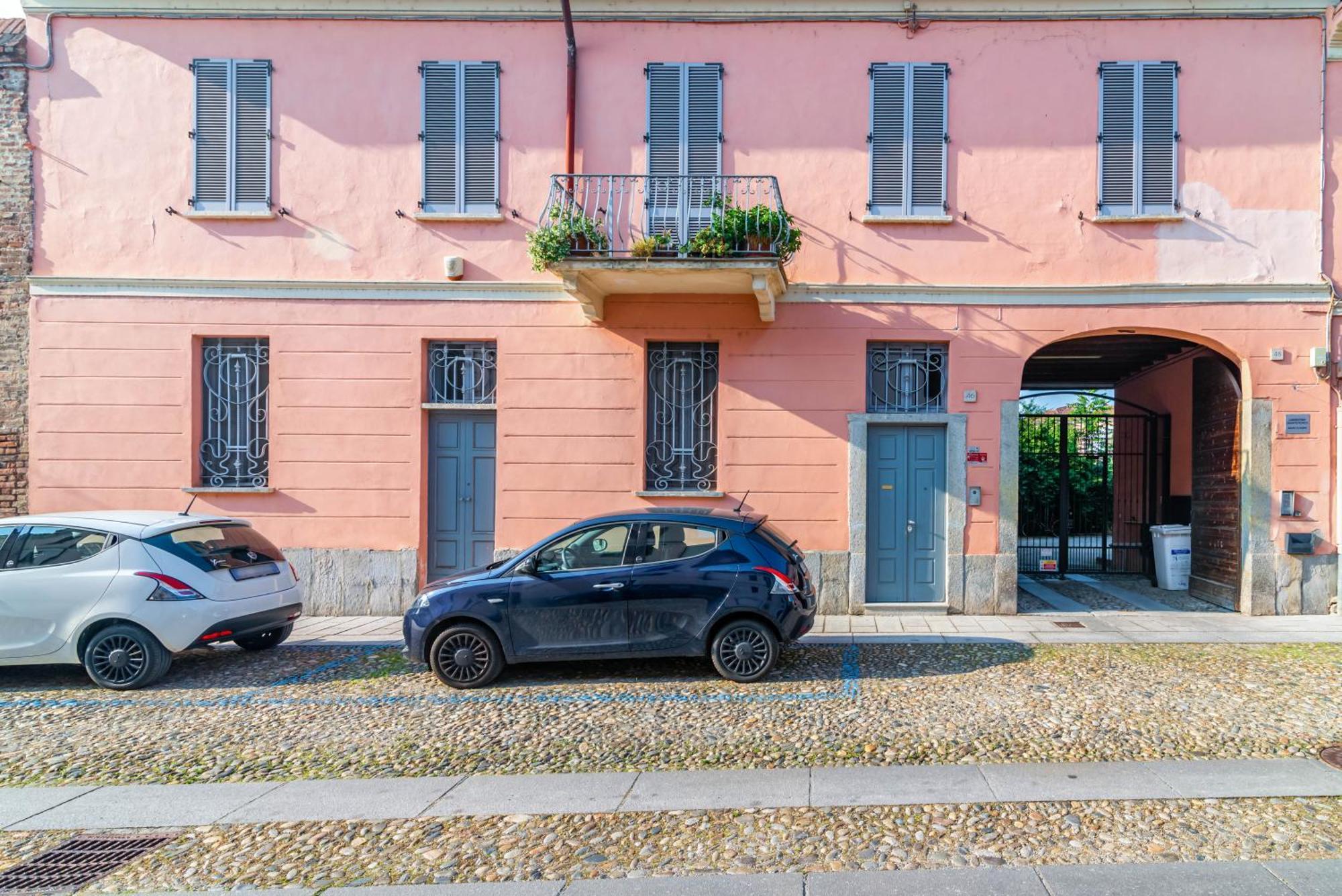 La Corte 48 - Pavia City - By Host4U المظهر الخارجي الصورة
